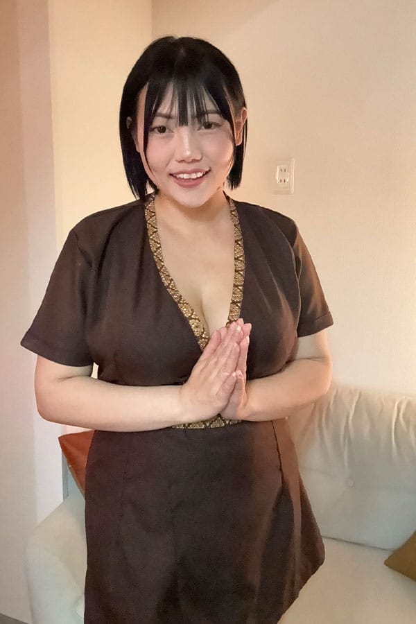 マキ(Maki)チーヴァ スパ タイマッサージ | 池袋 タイ古式マッサージ